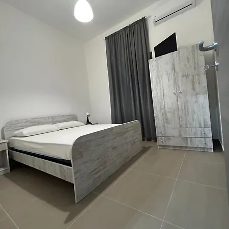בית נופש Homeshop Agira